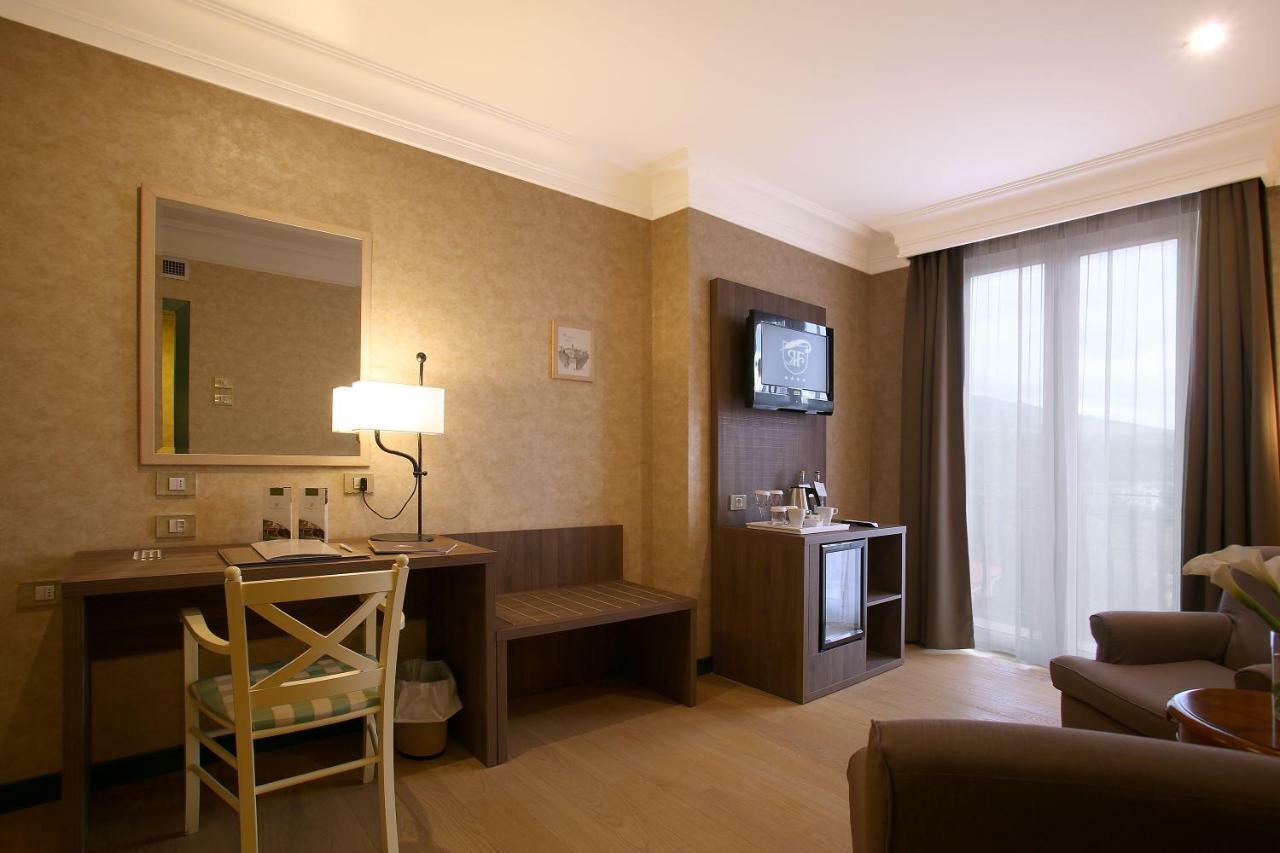 Hotel Relais La Fattoria à Melfi Extérieur photo